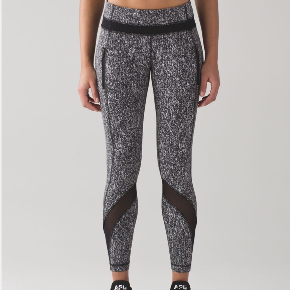 Lululemon Inspire Tight II 25" Inseam